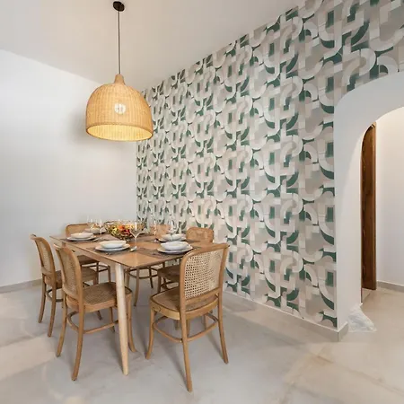 Roseta 1 By Escape Apartmán Puerto del Carmen (Lanzarote)